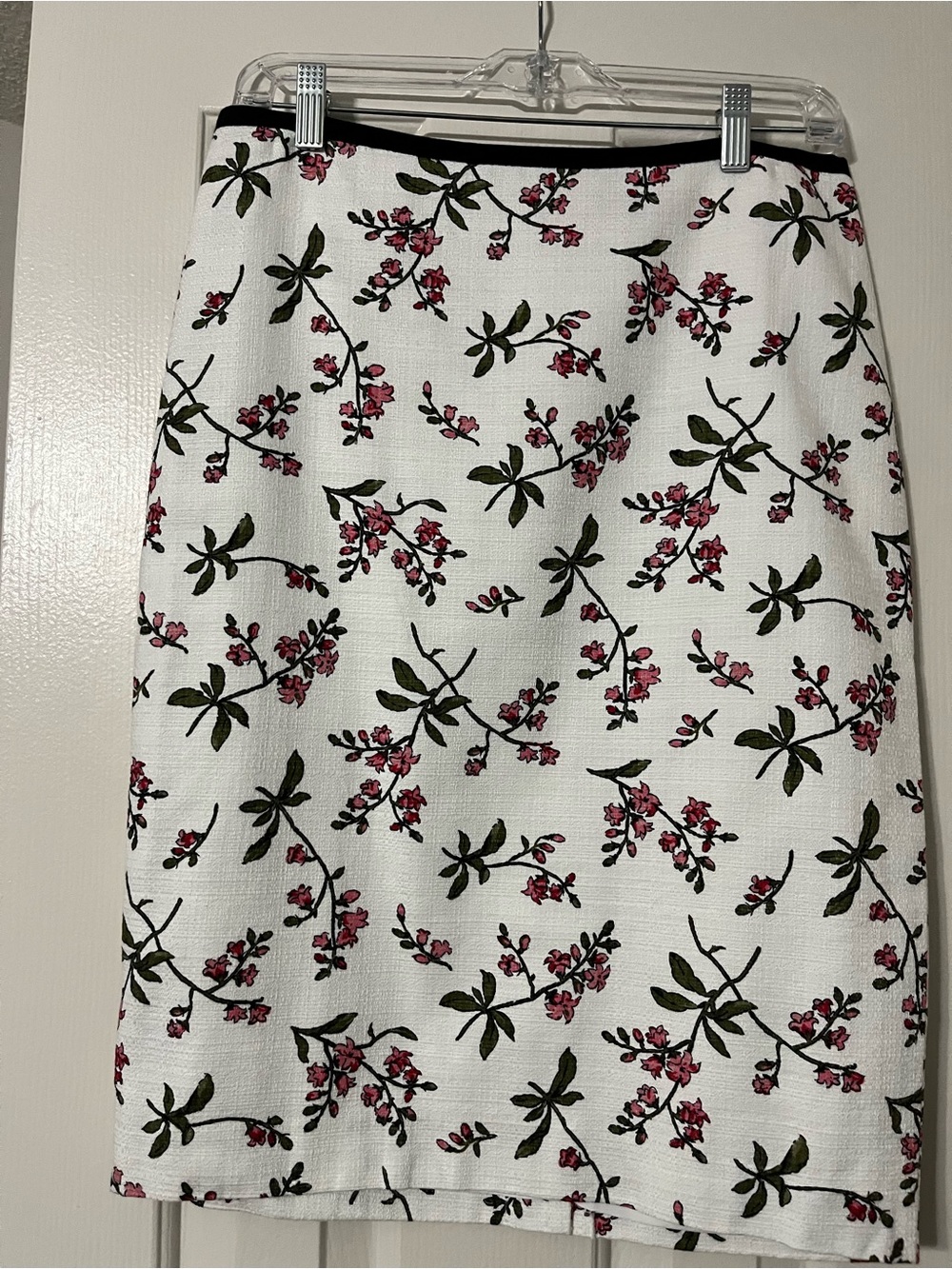 Ann Taylor Floral White Pencil Skirt with Pink Blossoms